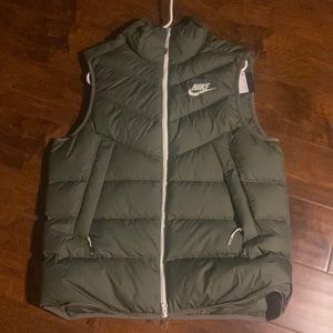 Nike Puffer Vest